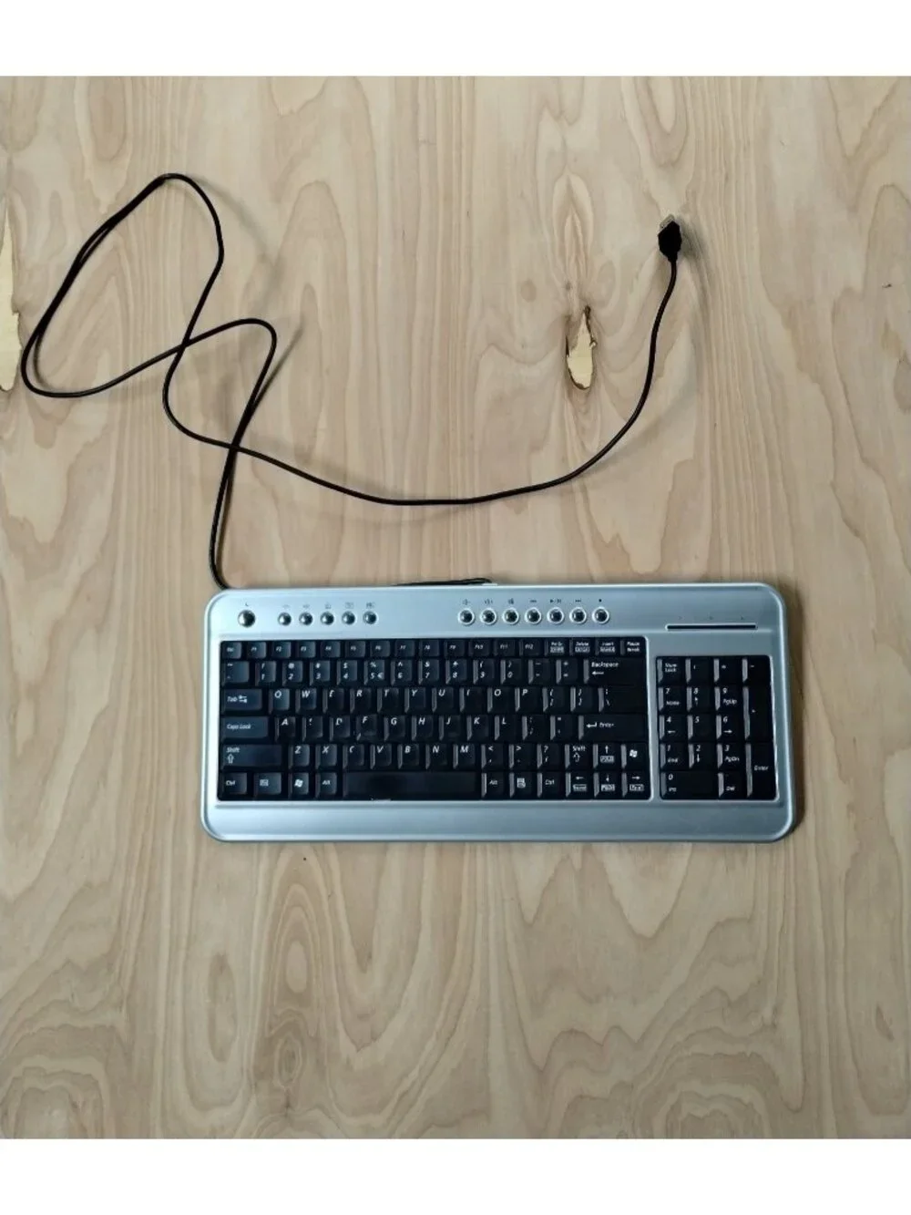 Ultra Slim Multimedia Keyboard BTC 6200C - Gray and Black Wired USB